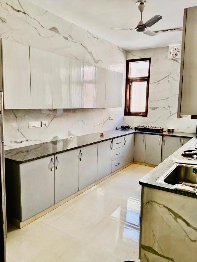 Fortune Home Service Apartment 2Bhk,E28 Saket 2A 뉴델리 외부 사진